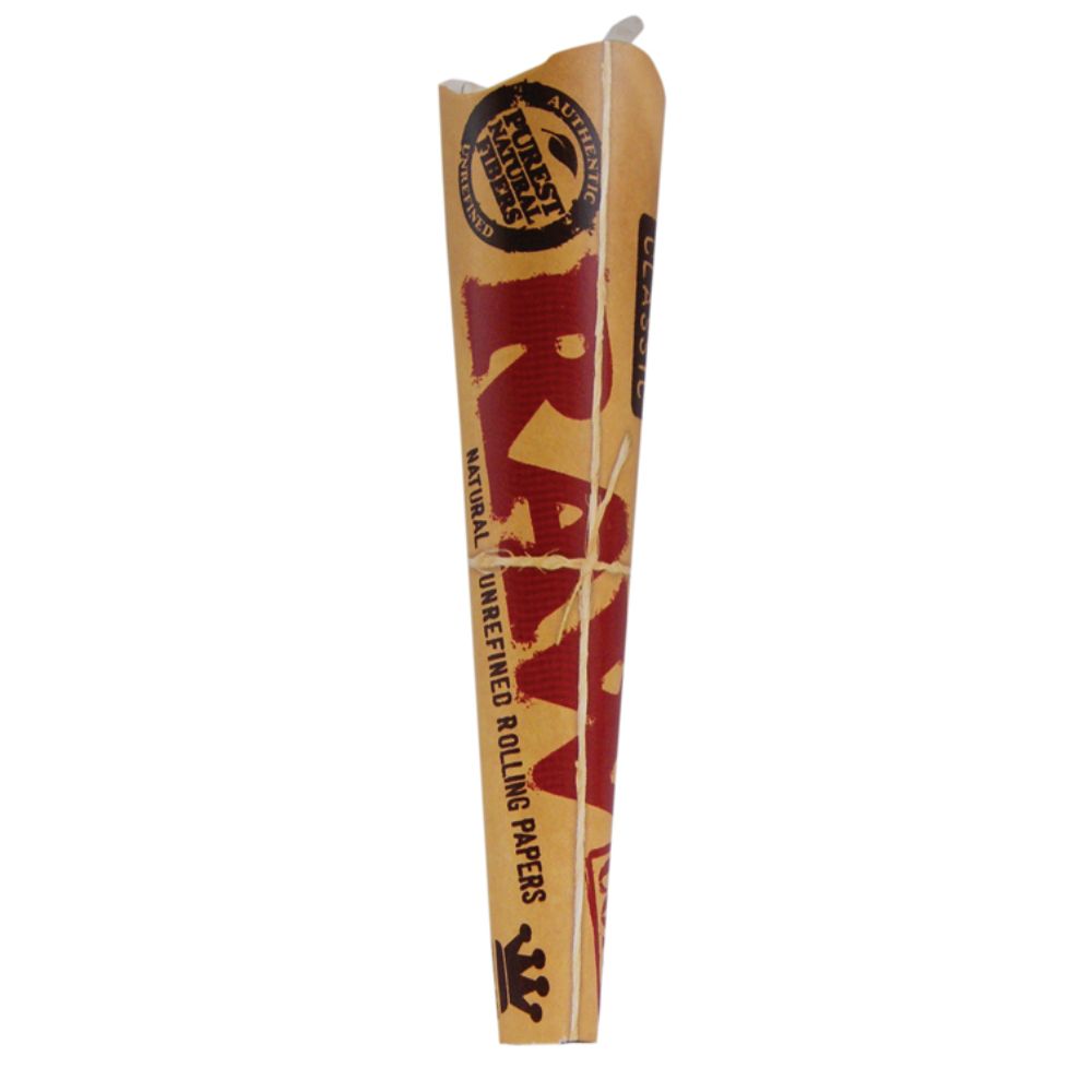 RAW Classic King Size Pre-Rolled Cones | Pack of 3 - Protective Tube